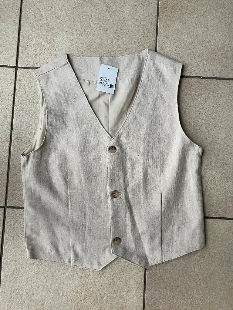 Nieuwe beige gilet - maat 146 / 152, Kinderen en Baby's, Kinderkleding | Maat 146, Ophalen of Verzenden, Nieuw, Jongen, Trui of Vest