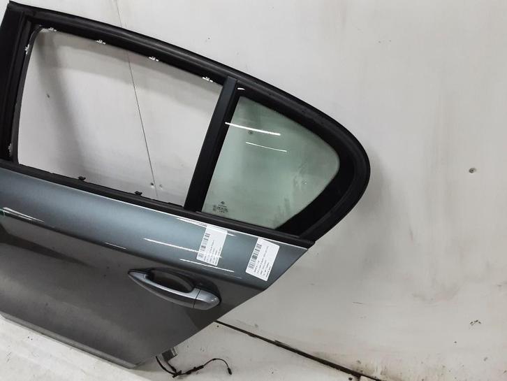 PORTIERRUIT LINKS ACHTER BMW 1 serie (E81) (01-2006/09-2012), Auto-onderdelen, Ruiten en Toebehoren, BMW, Gebruikt