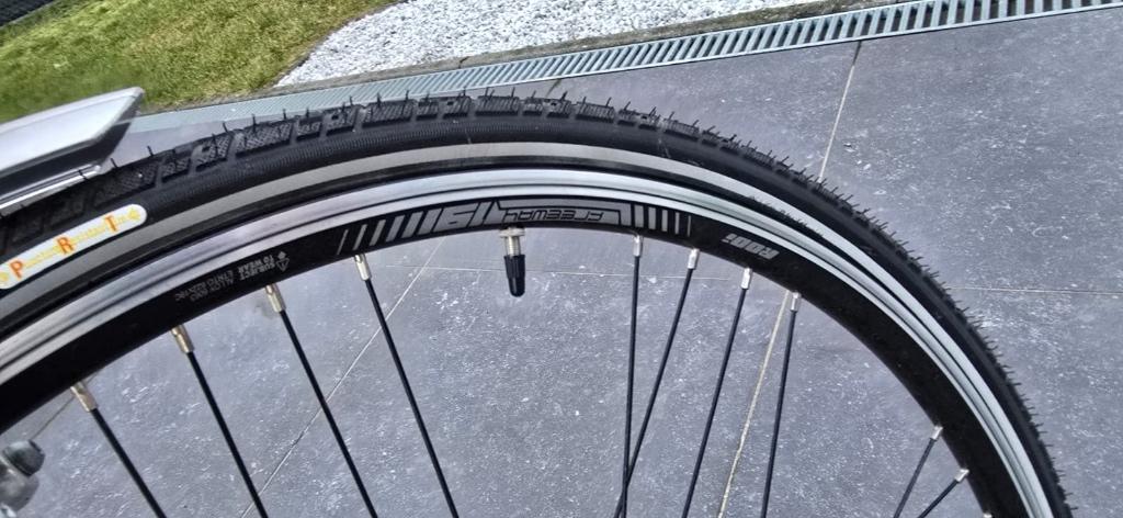 Comfortabele damesfiets in topstaat – licht rijdend, Ophalen, Versnellingen