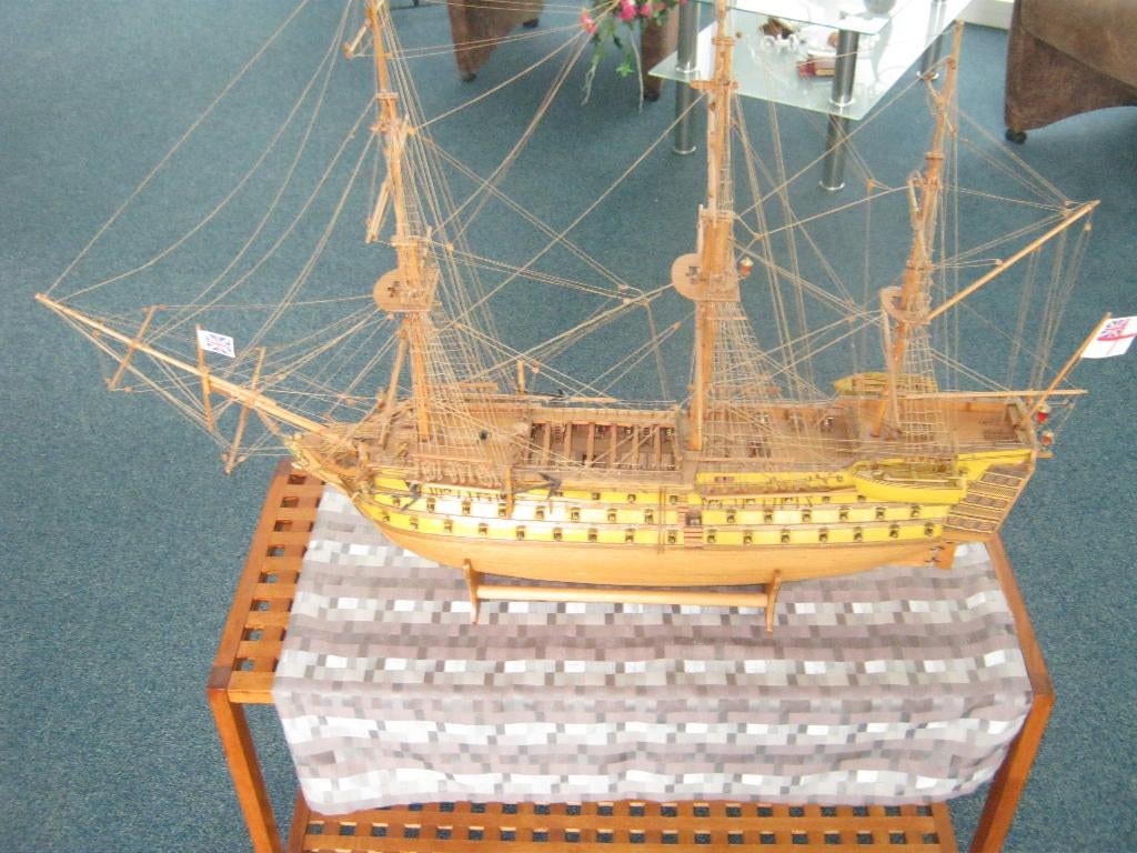 Scheepsmodel. VICTORY., Ophalen, Zo goed als nieuw