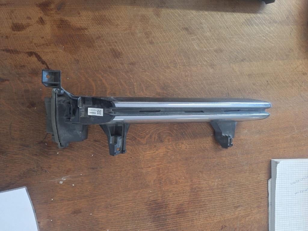 Feu antibrouillard Porsche 911 (992) — AVG — Réf. 992941313B, Autos : Pièces & Accessoires, Éclairage, Porsche, Utilisé, Enlèvement