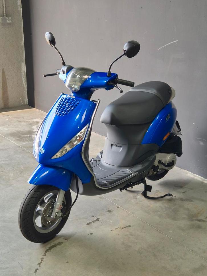 Piaggio Zip 4t B klasse 3k km, Motoren, Motoren | Piaggio, Particulier, Scooter, Ophalen