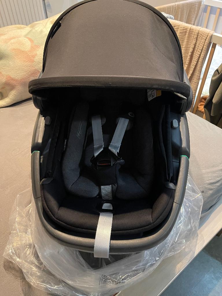 Maxi Cosi coral  plus family fix 3, Enfants & Bébés, Sièges auto, Comme neuf, Protection latérale, Enlèvement, Ceinture de sécurité ou Isofix