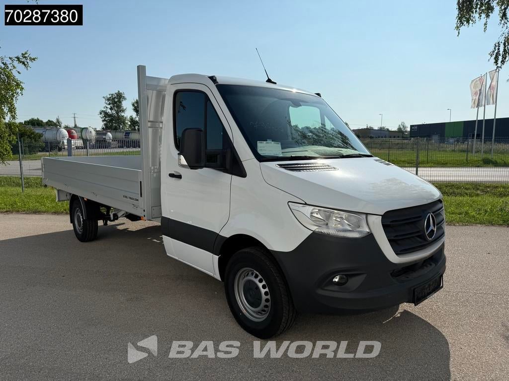 Mercedes Sprinter 317 CDI Open Laadbak Airco Cruise MBUX Car, Stof, Euro 6, 4 cilinders, Wit