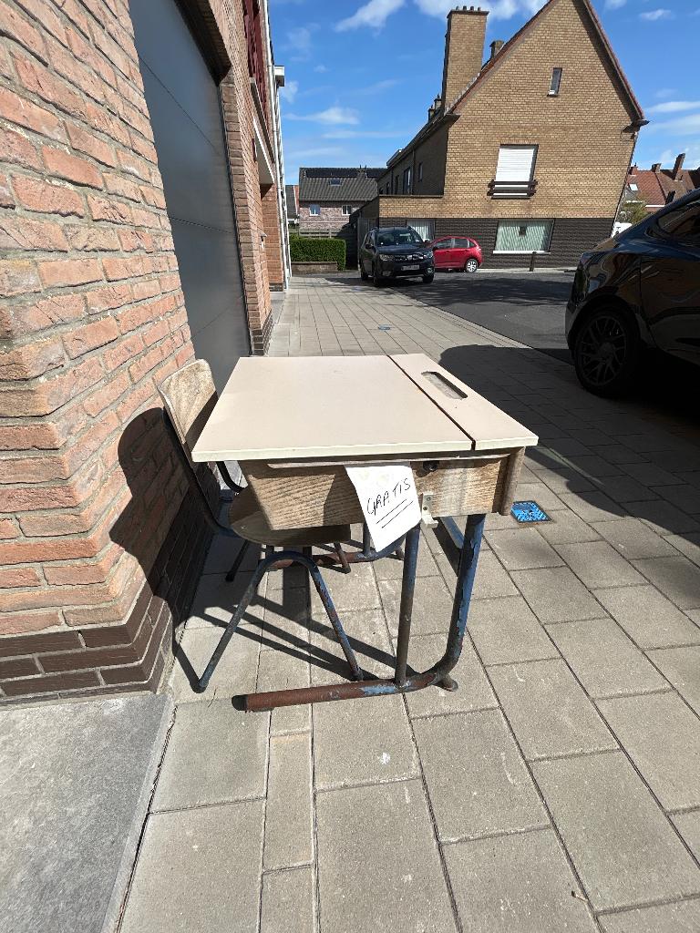 Schoolbankje en stoel, Enlèvement, Utilisé, Table(s) et Chaise(s)