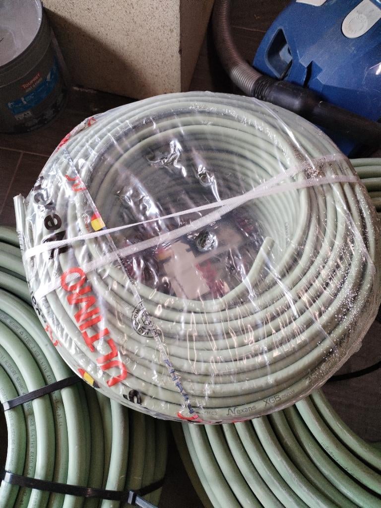 Câble électrique  3g2,5mm, Bricolage & Construction, Enlèvement, Neuf, Câble ou Fil électrique