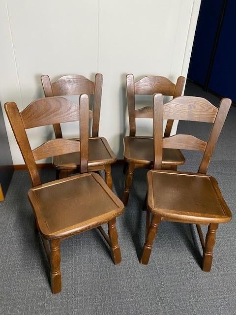 Eike stoelen 4 stuks, Huis en Inrichting, Stoelen, Ophalen, Gebruikt, Hout