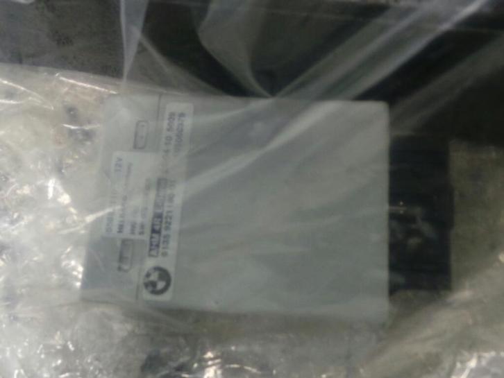 BMW X1 X28I COMPUTER ECU 2010, Autos : Pièces & Accessoires, Électronique & Câbles, Utilisé, ARN reconnu, Stiba membre, Reconnu durable