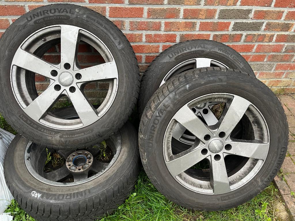 Jantes alu avec pneus hivers, Auto-onderdelen, Banden en Velgen, Band(en), Winterbanden, 17 inch, 225 mm, Personenwagen, Gebruikt