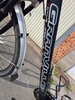 Le vélo Granville à 21 vitesses pour hommes est complètement, Enlèvement