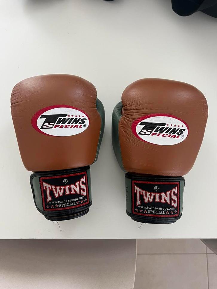 14oz twins bokshandschoenen bruin olijfgroen, Sport en Fitness, Boksen, Bokshandschoenen, Ophalen of Verzenden