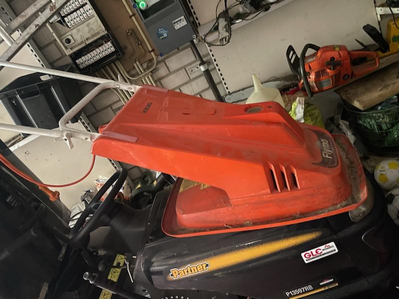 flymo grasmaaier, Jardin & Terrasse, Tondeuses à gazon, Enlèvement, Utilisé, Tondeuse sur coussin d'air, Bac de ramassage