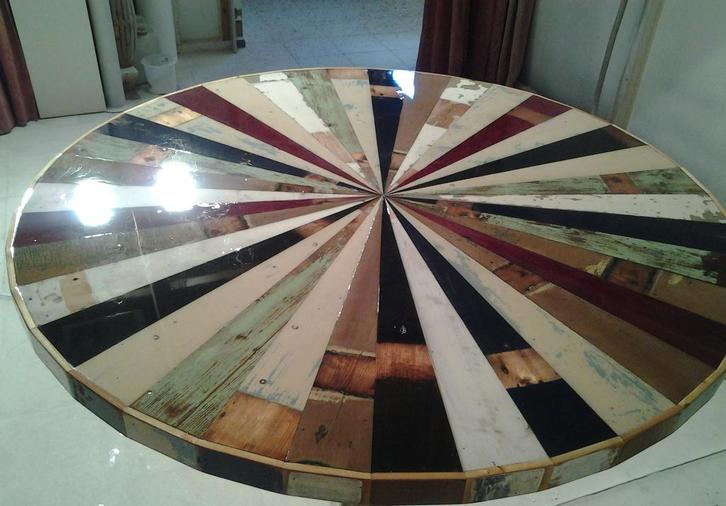 Zeer grote ronde vergadertafel sloophout met epoxy rvs poot., Huis en Inrichting, Complete eetkamers, Nieuw, Ophalen of Verzenden