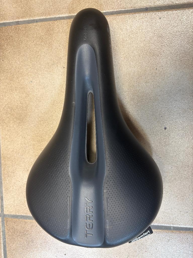 Terry Fisio Gel zwarte zitting, Fietsen en Brommers, Staal, Ophalen of Verzenden, Zo goed als nieuw, Zadel