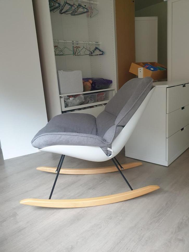 Chaise design à bascule (allaitement, lecture...) Childhome, Maison & Meubles, Fauteuils, Enlèvement ou Envoi