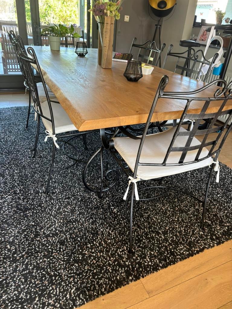 Prachtige tafel en smeedijzer met 6stoelen, Ophalen, Zo goed als nieuw