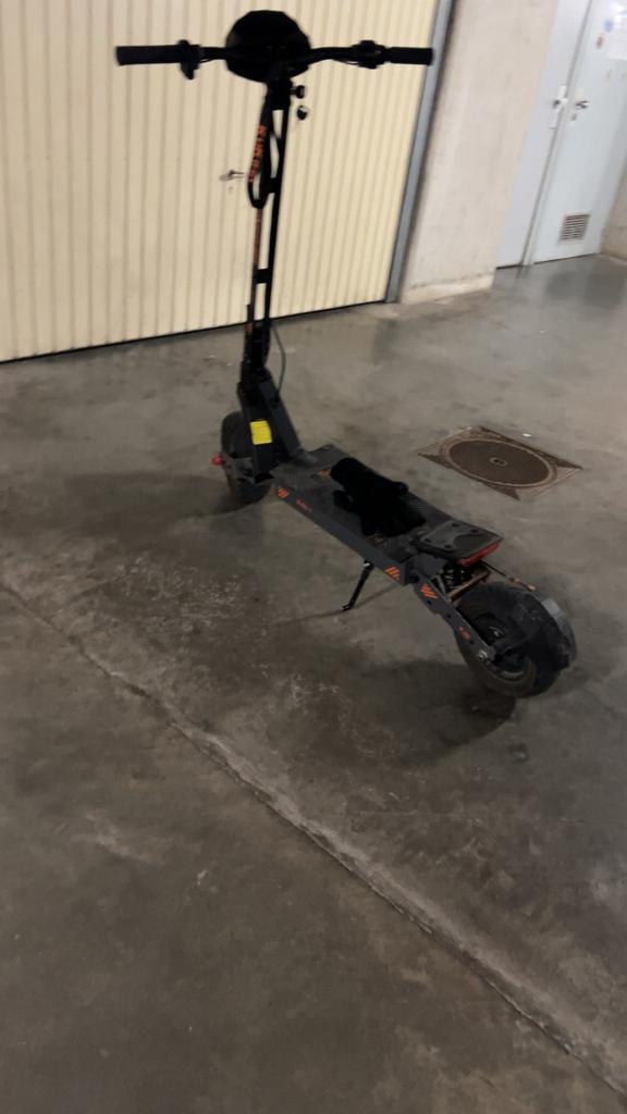 Kukrin G4, Fietsen en Brommers, Steps, Zo goed als nieuw, Ophalen of Verzenden