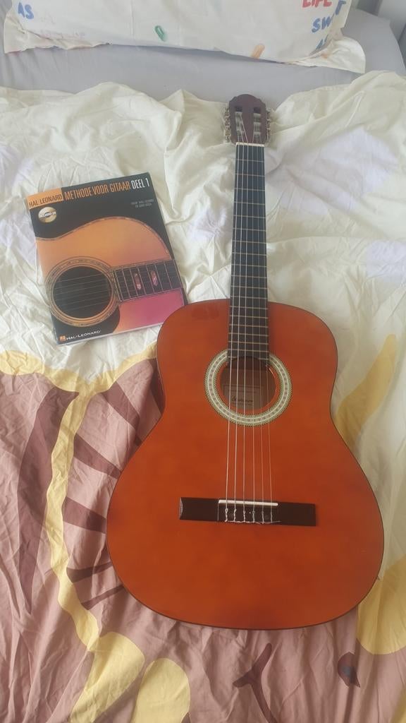 Gitaar + boek + grote Discount (LIMITED), Ophalen of Verzenden