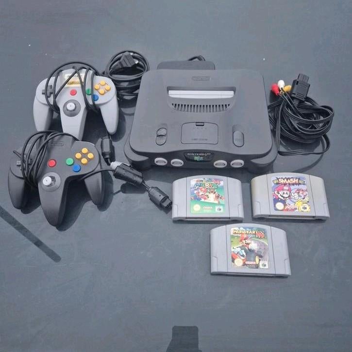 Nintendo 64 met 3 spellen mario, Games en Spelcomputers, Spelcomputers | Nintendo 64, Ophalen, Gebruikt, Met 2 controllers, Met games