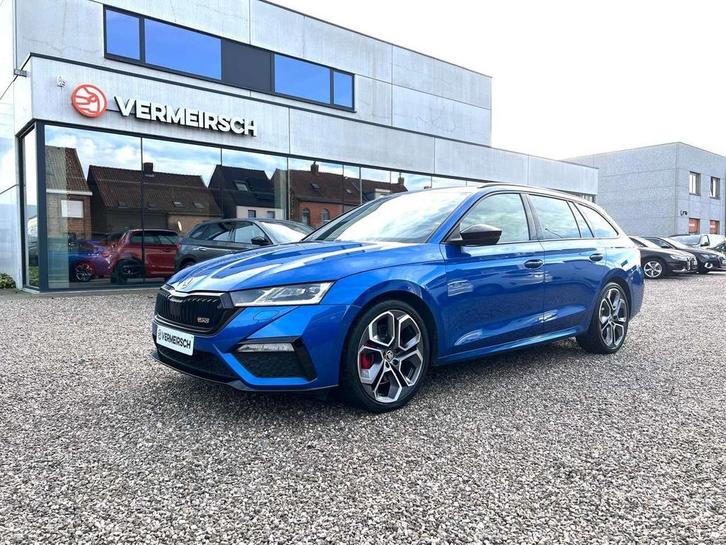 Skoda Octavia Octavia Combi 2.0 TSI DSG RS*FULL-OPTION*PANO, Autos, Skoda, Octavia, ABS, Phares directionnels, Régulateur de distance