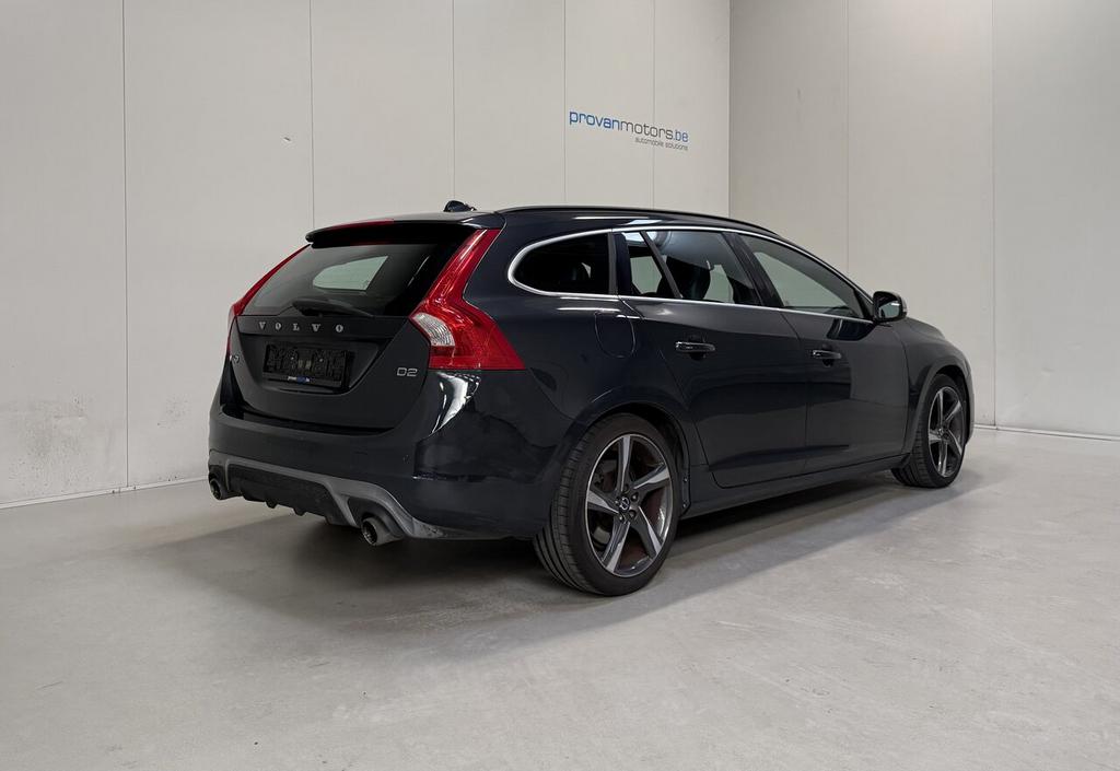 Volvo V60 2.0 D2 Man. - R-Design - GPS - Export!, Auto's, Volvo, 0 kg, 4 cilinders, 1969 cc, 0 kg
