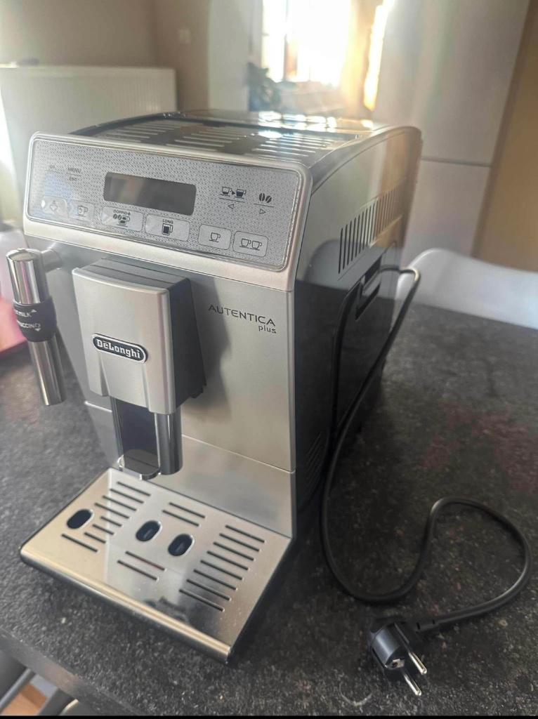 Machine à café Delonghi, Electroménager, Cafetières, Comme neuf, Café moulu, Café en grains, Enlèvement