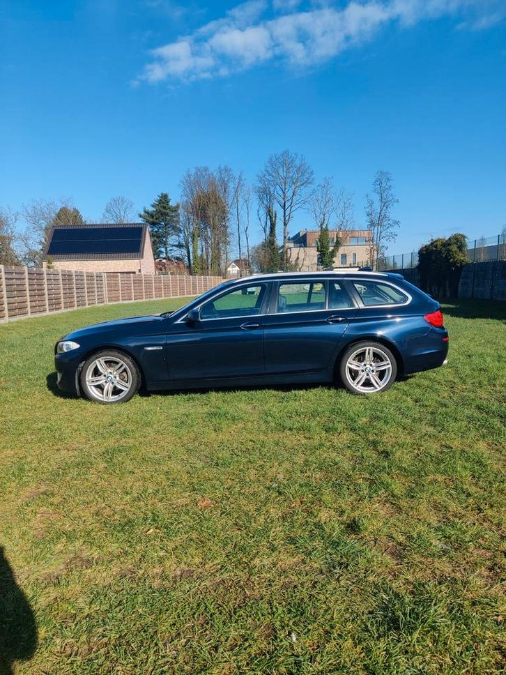 BMW f11 520d, Autos, BMW, Particulier, Feux de virage, Cruise Control, Attache-remorque, Automatique, Enlèvement