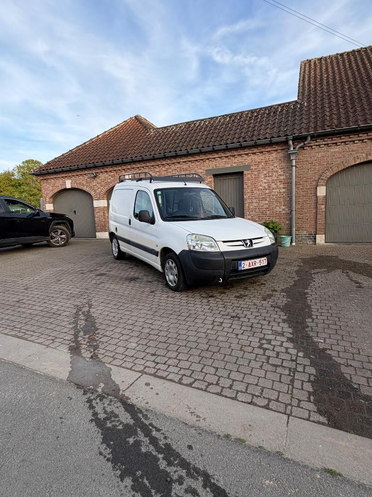 **prachtige Peugeot partner 1.9d slechts 125dkm dakdrager!**, Voorwielaandrijving, 4 deurs, Stof, 4 cilinders