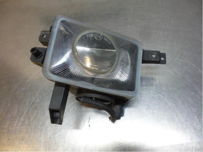 Feu antibrouillard avant gauche d'un Opel Corsa (Corsa C 00-, Autos : Pièces & Accessoires, Éclairage, Opel, Utilisé, Enlèvement ou Envoi