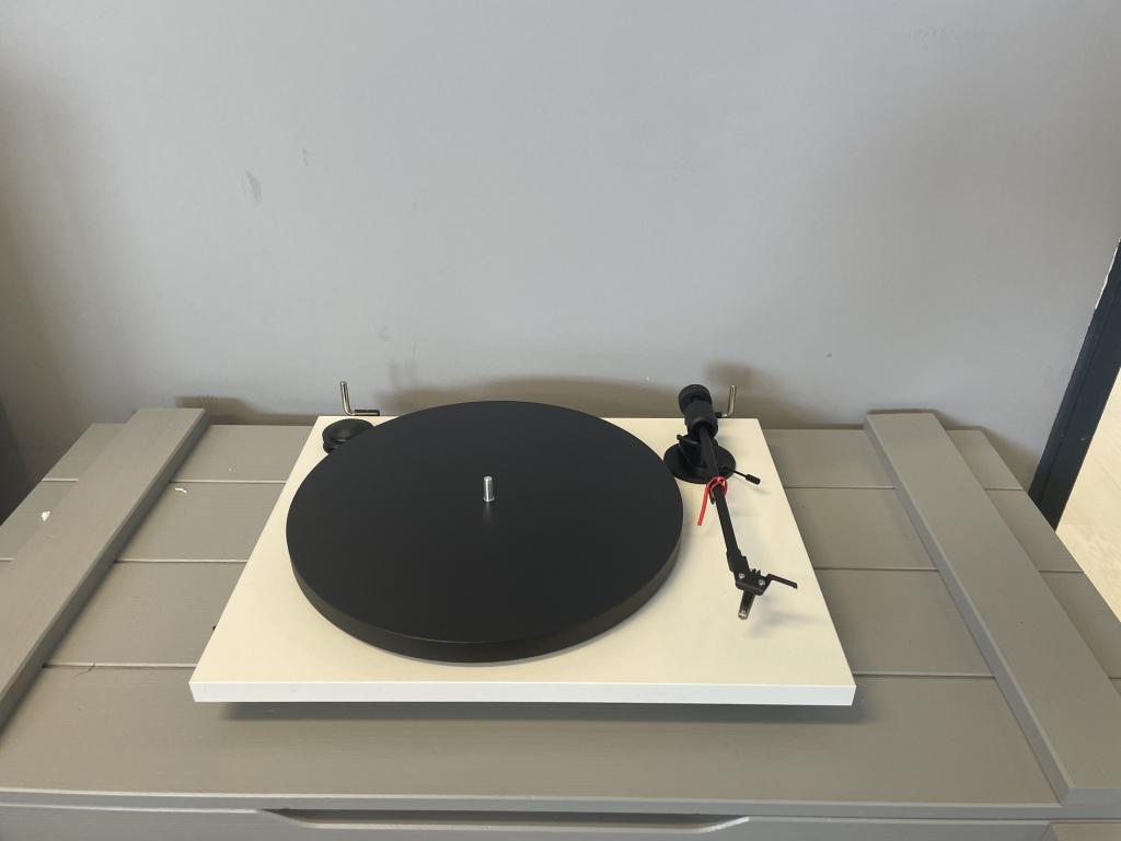 Pro-Ject | Primary E | Platen speler | Wit, Audio, Tv en Foto, Platenspelers, Niet ingevuld, Ophalen of Verzenden, Zo goed als nieuw