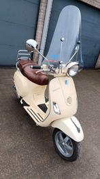 Vespa lx50 met slechts 9336 km, Fietsen en Brommers, Ophalen, Vespa LXV