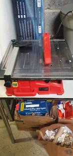 Coupe carrelage, Ophalen