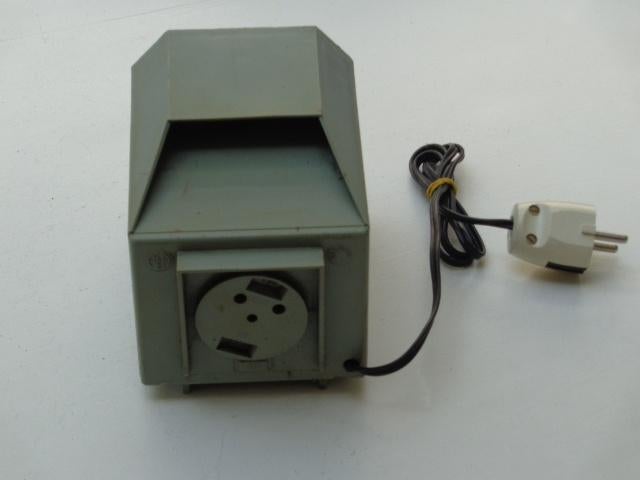 Transformateur portable EREA 220 V et 110 V - 500 V/A, Enlèvement ou Envoi, Utilisé, Autres types