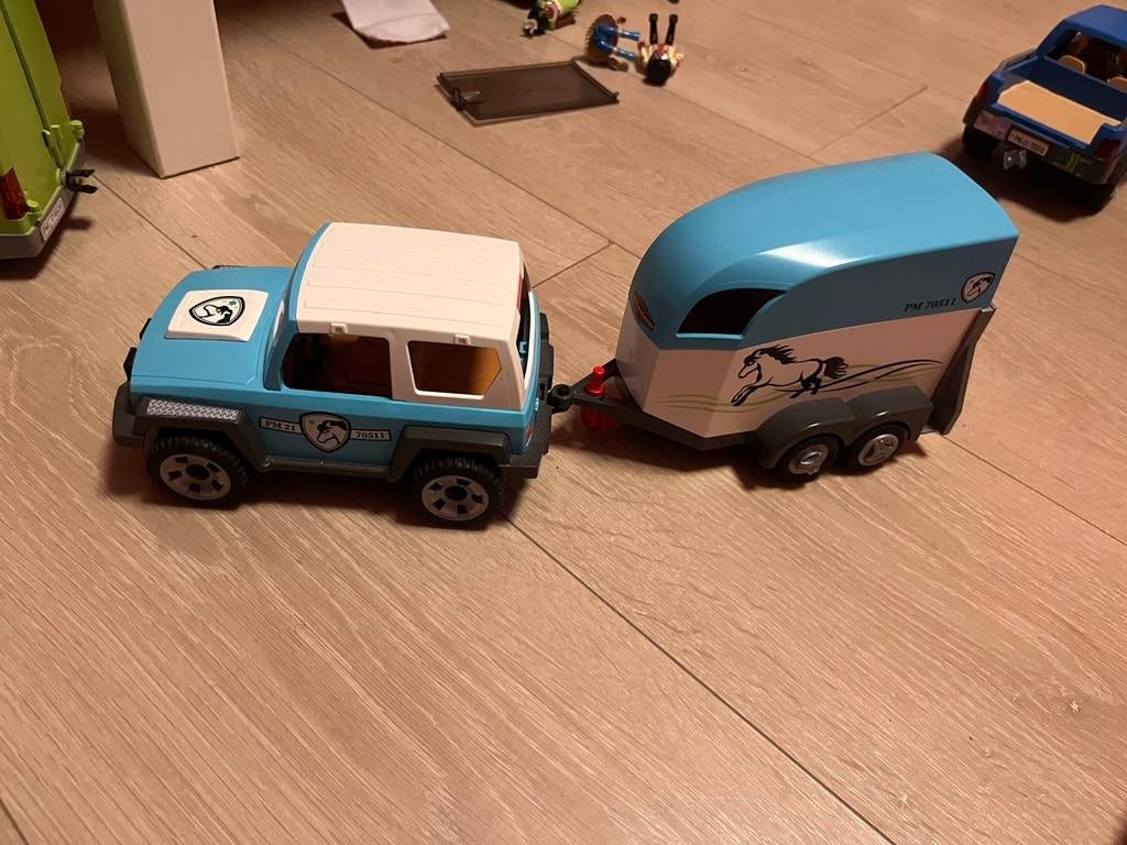 Jeep playmobil avec remorque a chevaux, Enlèvement, Comme neuf