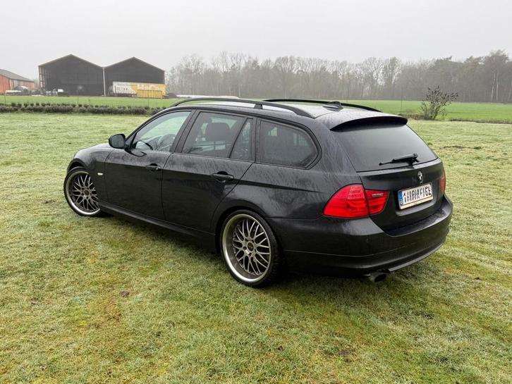 BMW318D 2008, Auto's, Overige Auto's, Particulier, Diesel, Euro 5, Break, 5 deurs, Handgeschakeld, Zwart, Zwart, Leder