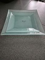 Glazen schalen, Ophalen, Schaal