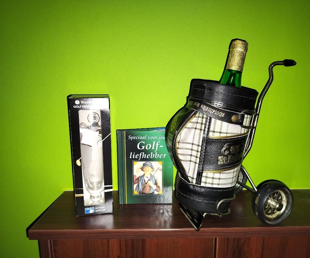 ⏰ 🚨⬇️: Prachtige Golf kadoset–Unieke items voor verzamelaar, Verzamelen, Merken en Reclamevoorwerpen, Verpakking, Ophalen
