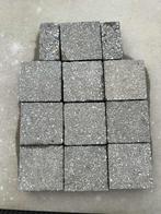 Pavés en béton gris 14X14X6 - 550 pièces - 10,78m2, Béton, Enlèvement, Utilisé, Briques