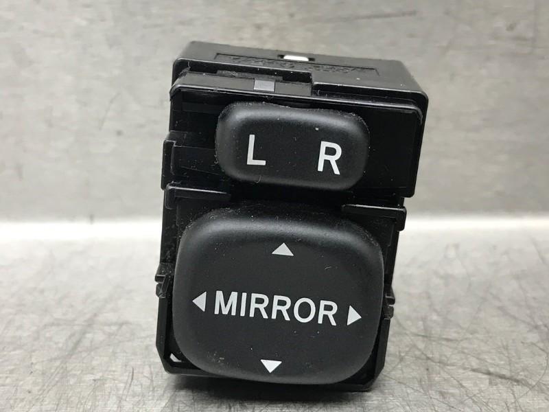 SPIEGEL SCHAKELAAR Toyota iQ (01-2009/12-2015) (|183574|), Gebruikt, Kundenbetreuung@toyota.de, Toyota, Toyota-Allee 2
50858  Köln, DE