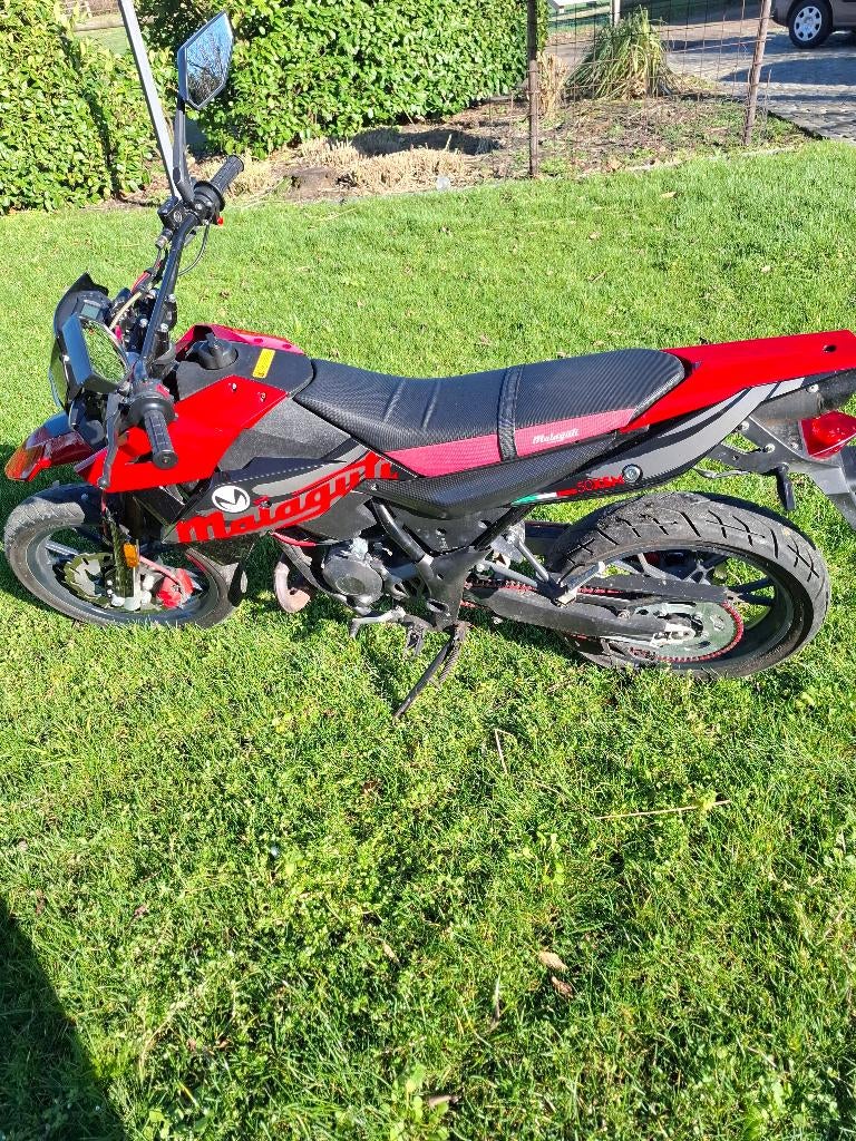 Malaguti xsm 50, Fietsen en Brommers, Gebruikt, 50 cc, 5 versnellingen, Ophalen