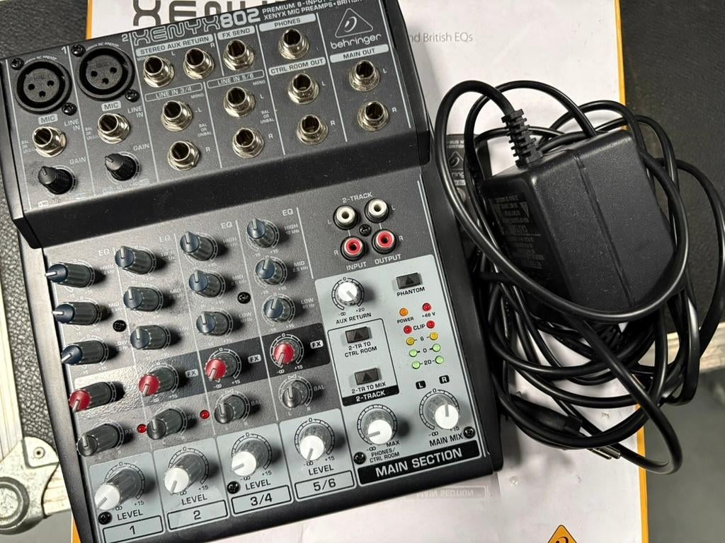 Behringer Xenyx 802 analoge mixer, Enlèvement, Utilisé, Mixeur