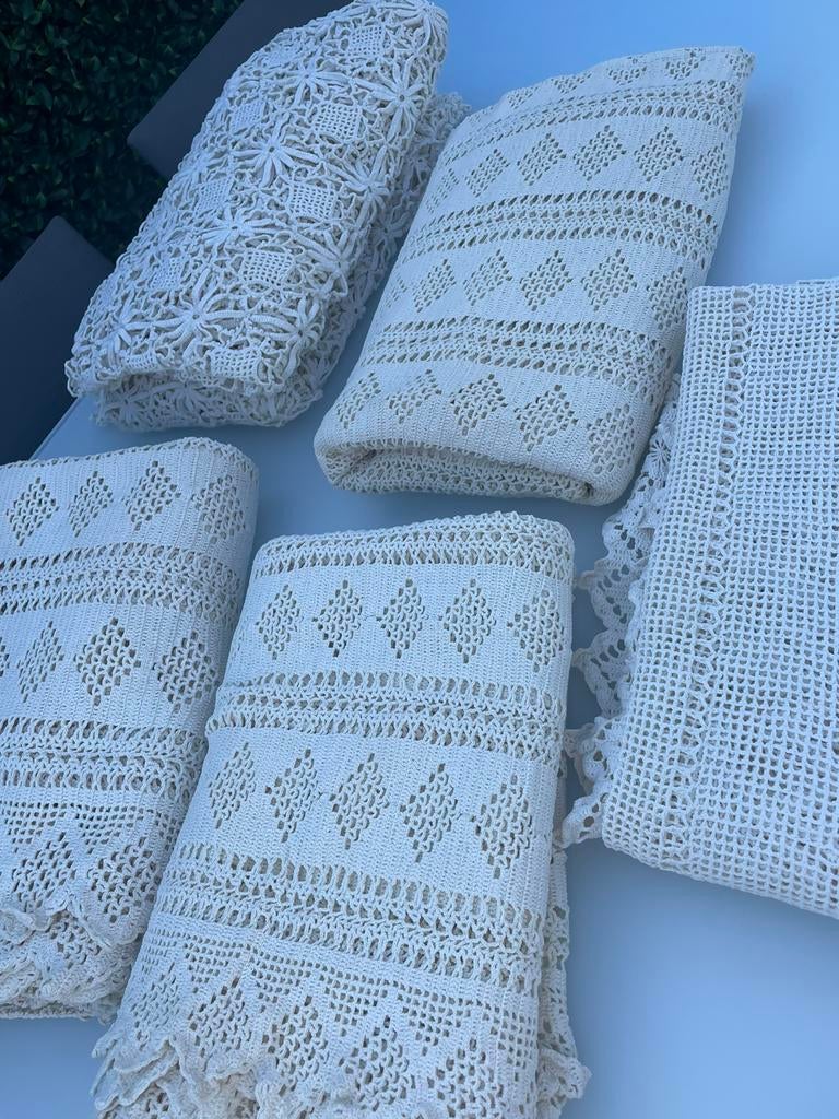 Tafellaken of bedsprei, Ophalen