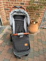 Poussette pliante avec capuche et rangement en dessous, Enfants & Bébés, Poussettes & Combinaisons, Enlèvement, Comme neuf, Poussette