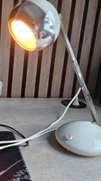 Retro lamp, Enlèvement