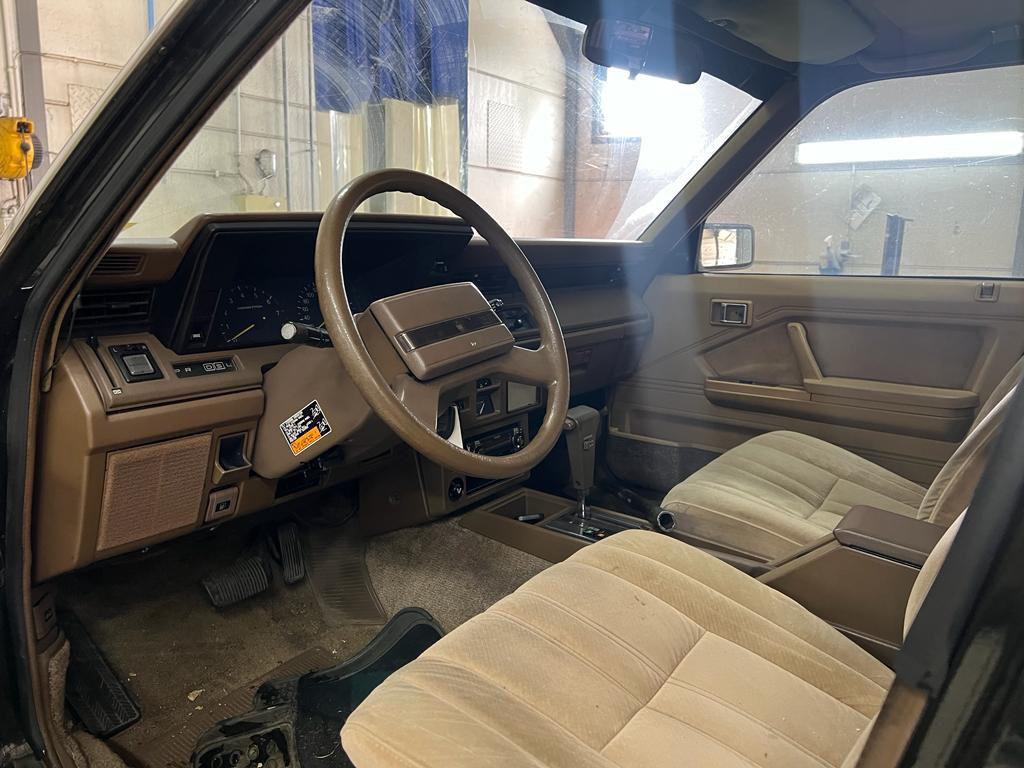 Te koop: Klassieke Japanse sedan – Toyota Crown (Oldtimer), Autos : Pièces & Accessoires, Habitacle & Garnissage, Toyota, Enlèvement