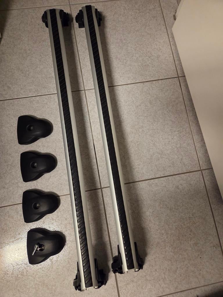 Ford Thule dakdragers, Ophalen