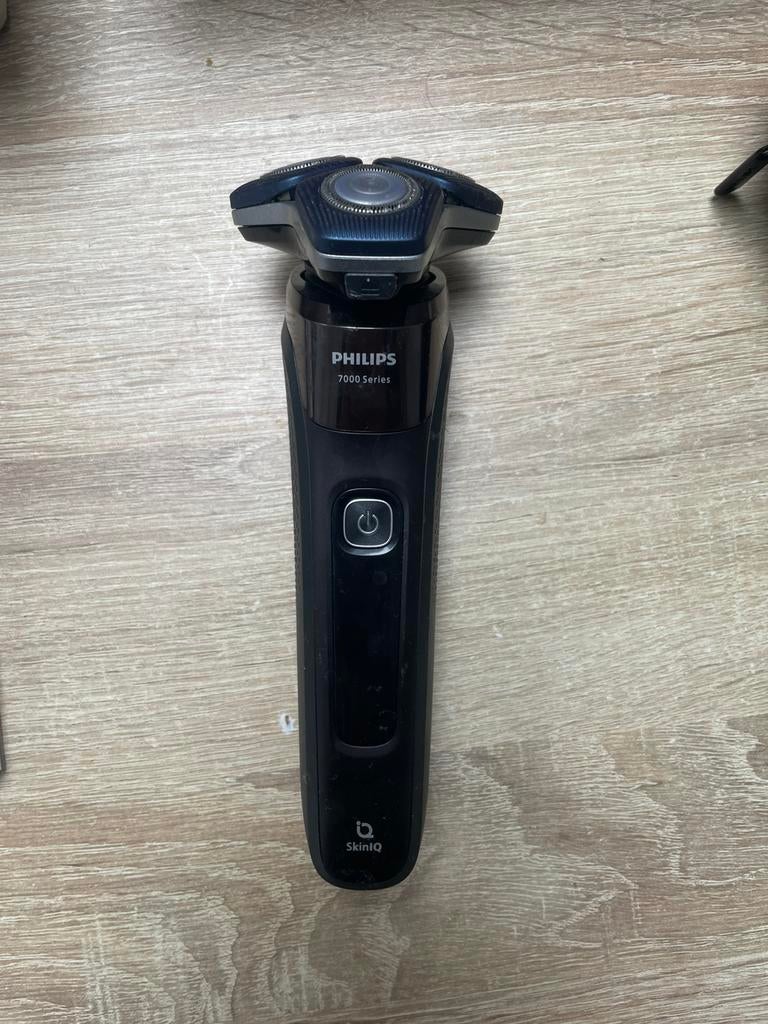 Philips 7000 series scheerapparaat, Ophalen of Verzenden, Zo goed als nieuw