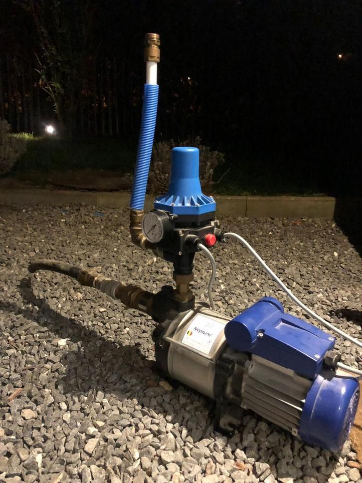 Pompe groupe hydrophore Neptune, Tuin en Terras, Waterpompen, Zo goed als nieuw, Ophalen