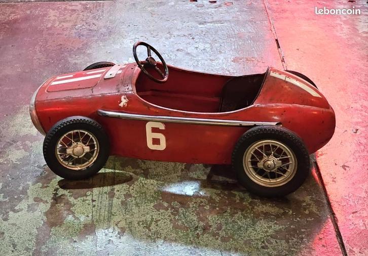 Enjoliveurs / Ecrous de roue / cabochons voiture a pedales, Antiquités & Art, Antiquités | Jouets, Envoi