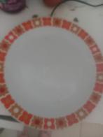 Jaren 70 borden, retro 1euro/bord, Huis en Inrichting, Keuken | Servies, Ophalen, Overige stijlen, Bord(en)